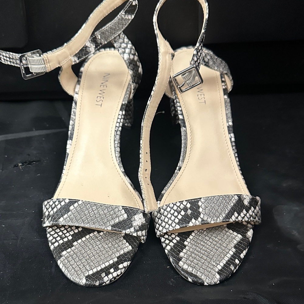 Nine West Black and Gray Snakeskin Heels - Picture 2 of 9